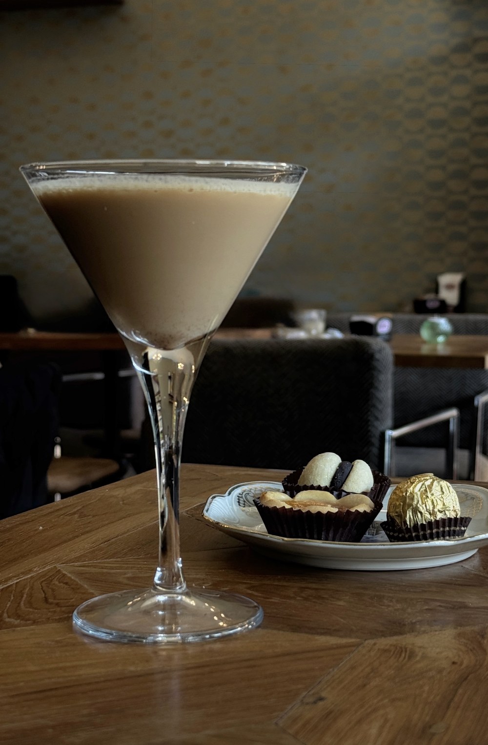 Aperitivo — caffè shakerato
